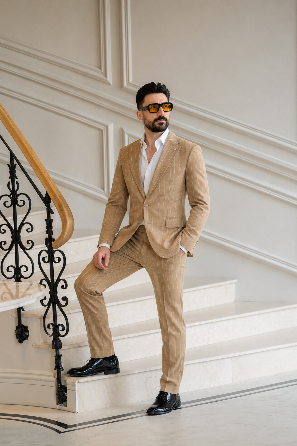 Costum Bruno crem