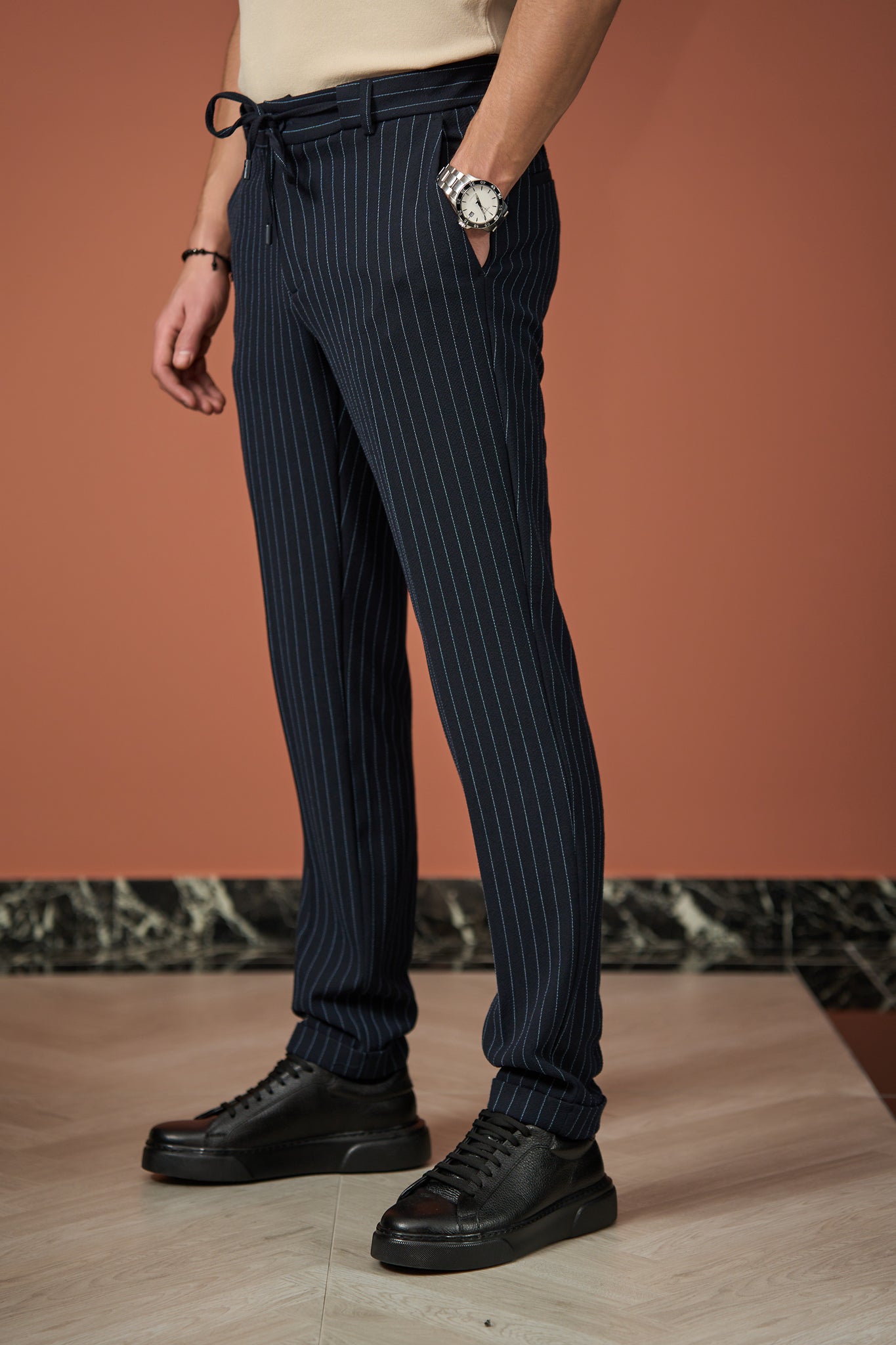 Pantaloni Jogger Step bluemarin cu dungi
