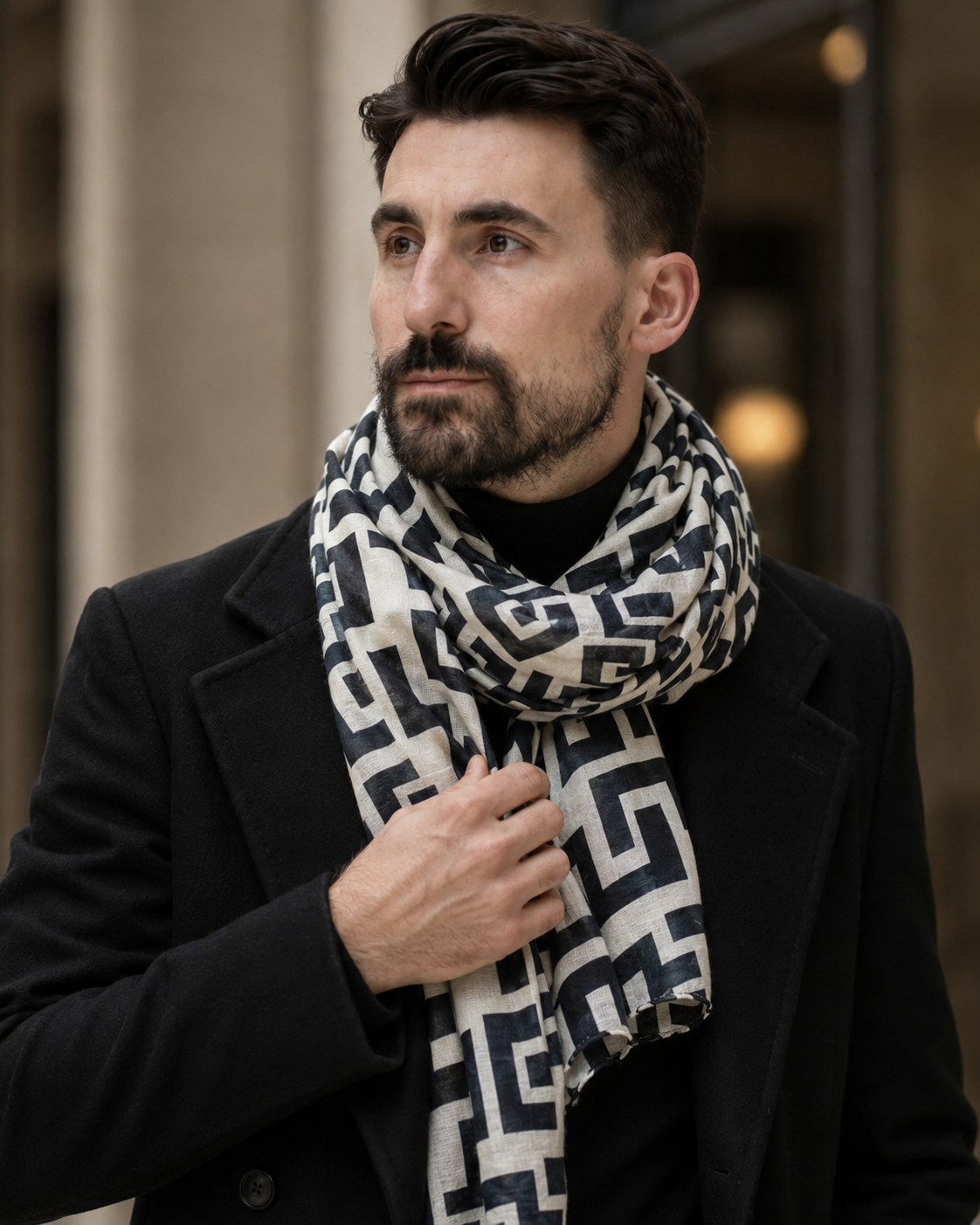Eșarfă alb-negru cu model