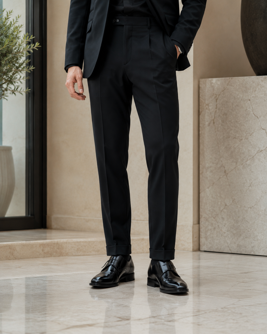 Pantaloni Pleated negru