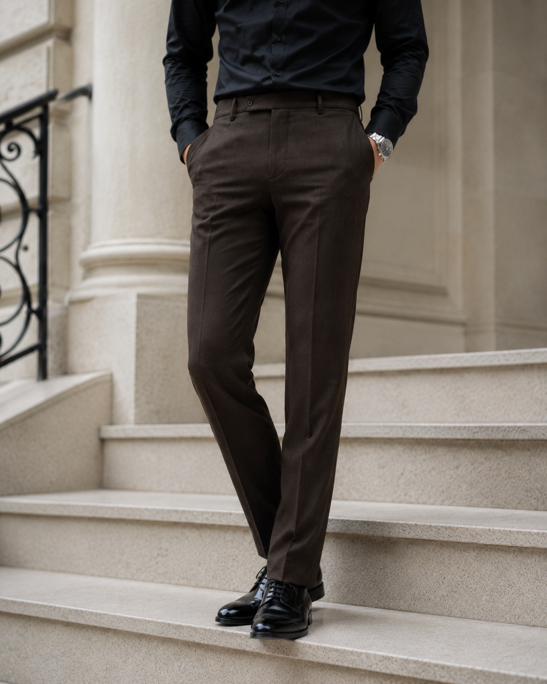 Pantaloni Timeless maro